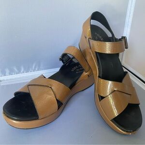 Kork-Ease Myrna brown patent sandals sz 7